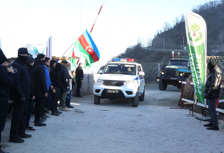 Sülhməramlılara məxsus daha iki avtomobil Laçın-Xankəndi yolundan maneəsiz keçib