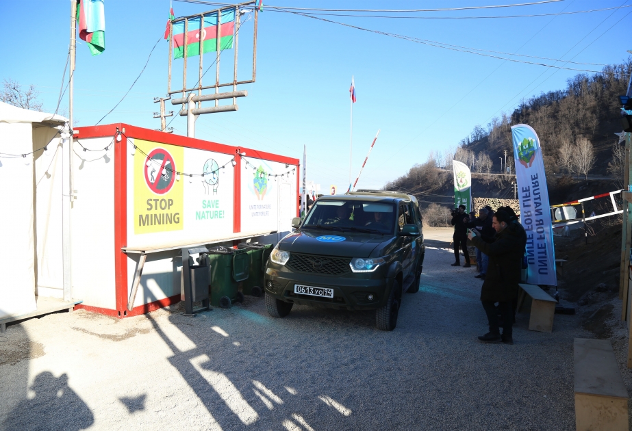 Sülhməramlılara məxsus minik avtomobilinin aksiya ərazisindən sərbəst keçidi təmin olunub