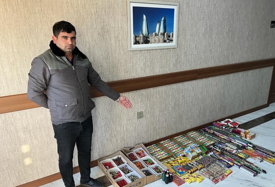 Xaçmazda avtomobilində pirotexniki vasitələr satan şəxs saxlanılıb