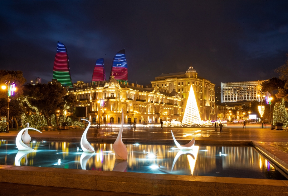 Neujahrsansichten von Baku in Bildern -  FOTOREPORTAGE