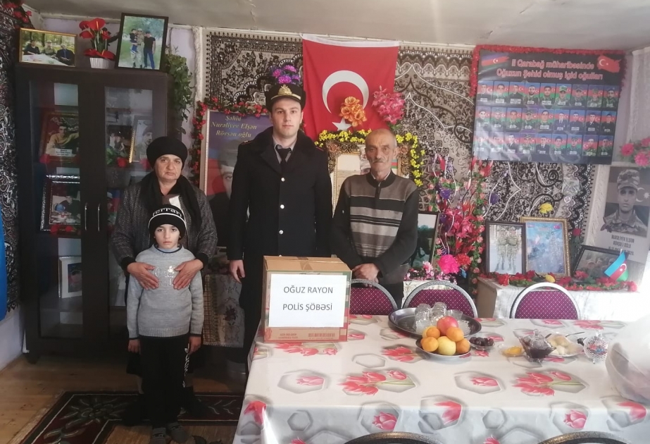 Oğuzda polis əməkdaşları şəhid ailələrini və aztəminatlı vətəndaşları ziyarət ediblər