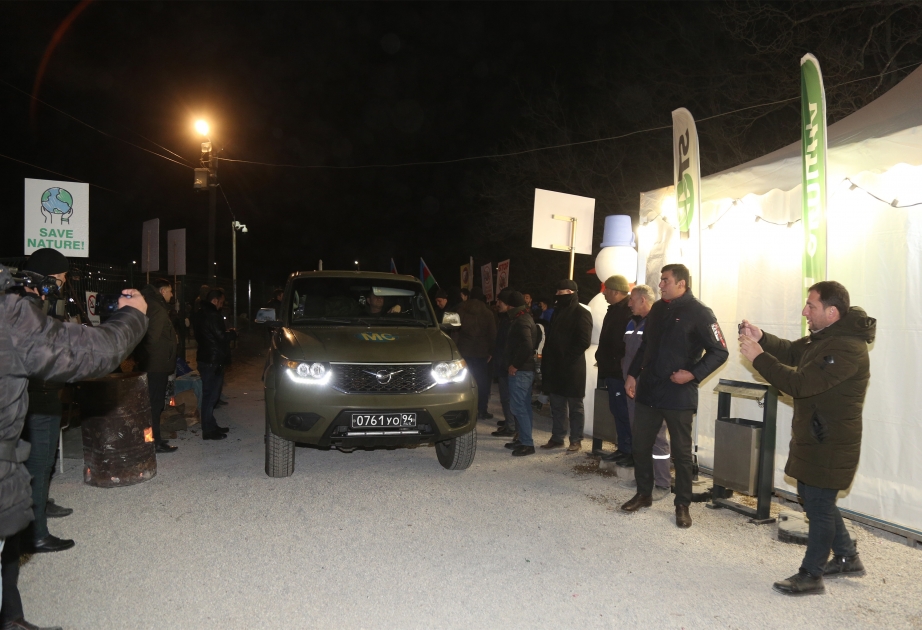 Rusiya sülhməramlılarına məxsus növbəti minik avtomobili Laçın-Xankəndi yolundan maneəsiz keçib