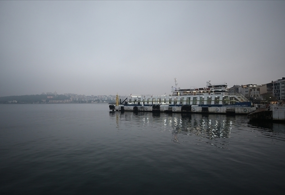 Türkiye suspends maritime traffic in Canakkale Strait due to heavy fog