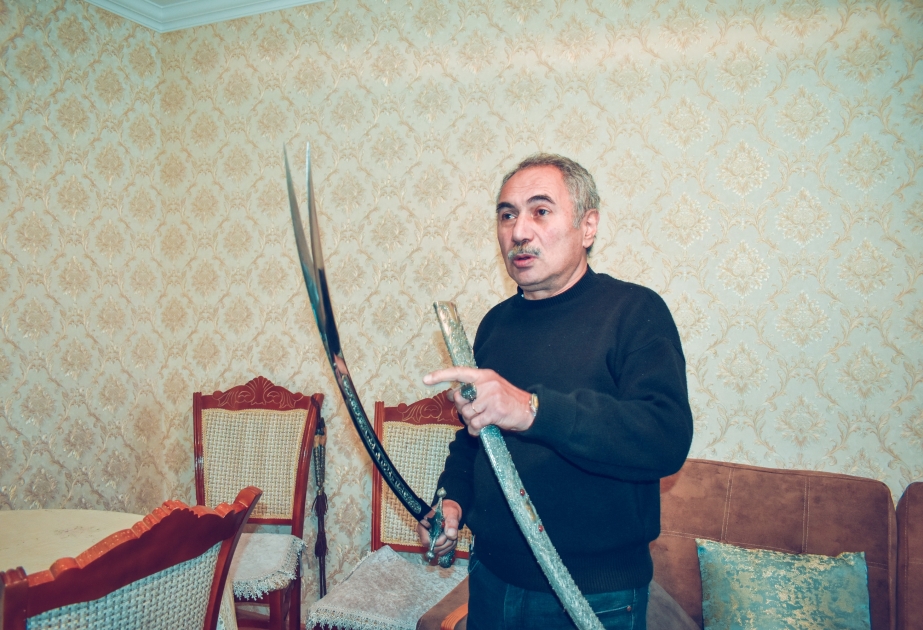 Gəncəli sənətkarın əl işləri: “Zülfüqar”, qılınc, beybud, yamən…  FOTO VİDEO