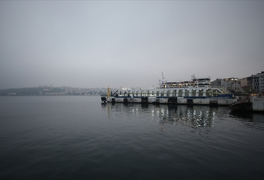 Dardanellenstraße wegen Nebel für Transitschiffe gesperrt