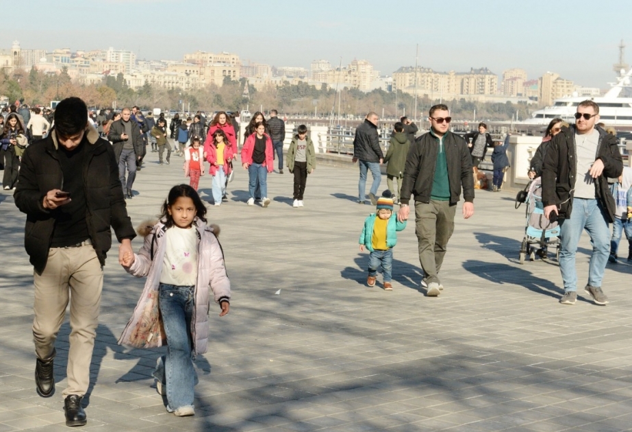 Paytaxtımızda əsl bayram ab-havası yaşanır - FOTOREPORTAJ