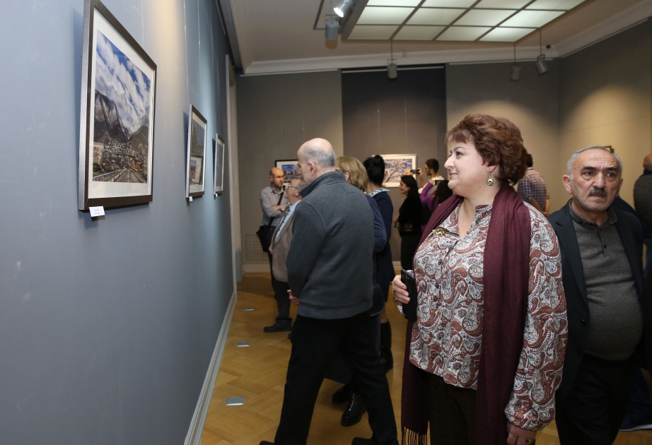 В Баку открылась фотовыставка «Зимние красоты Азербайджана»