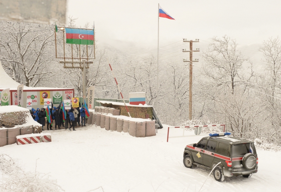 Two more vehicles belonging to Russian peacekeepers passed through protest area