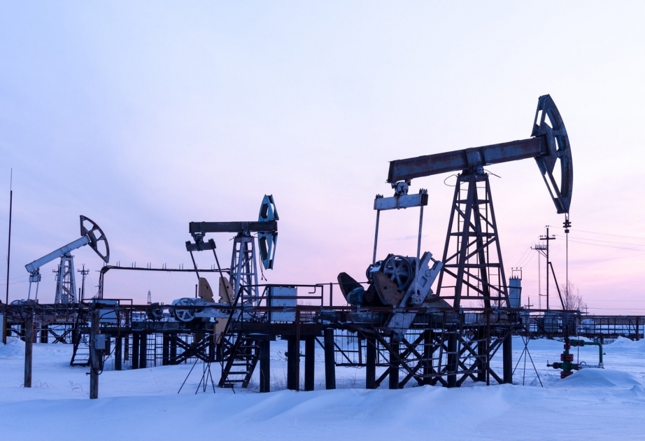 Цена барреля азербайджанской нефти составила 84,63 доллара