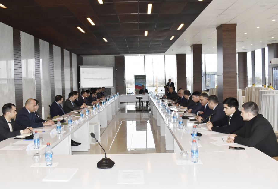 Ministerio de Economía de Azerbaiyán imparte formación en Aghdam