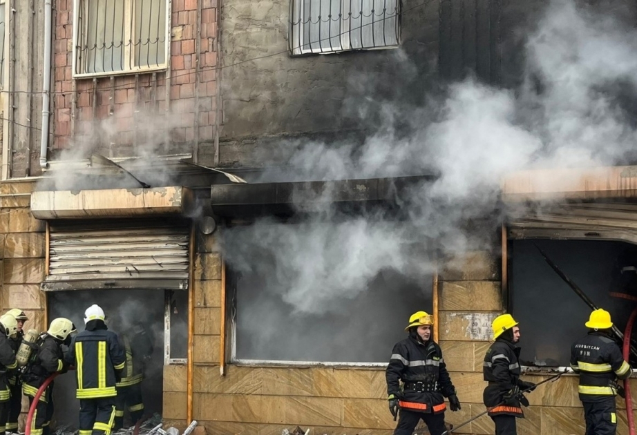 FHN: Abşeron rayonunda binadakı yanğın qısa müddətdə məhdudlaşdırılıb VİDEO