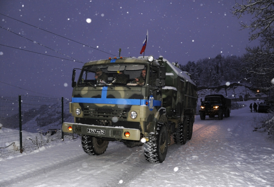 Two more vehicles belonging to Russian peacekeepers passed freely along Lachin-Khankandi road
