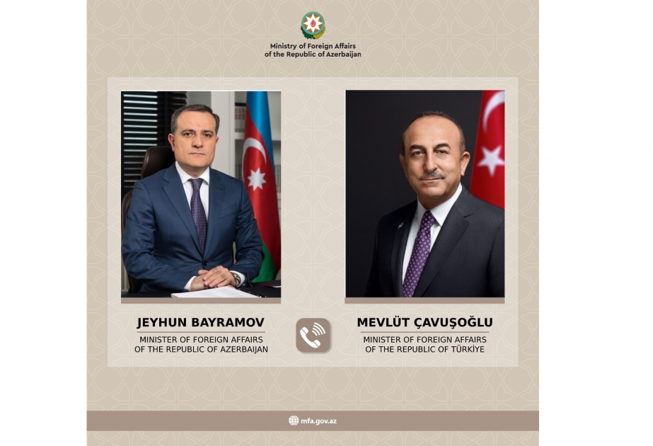 مكالمة هاتفية بين وزيري خارجية أذربيجان وتركيا
