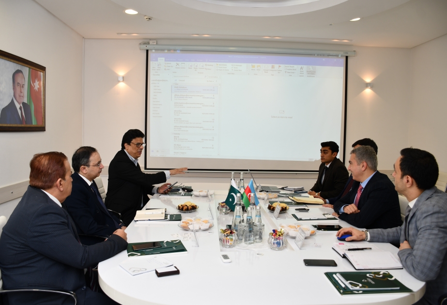 شركة باكستانية حريصة على توظيف استثمارات في صناعة الادوية في أذربيجان