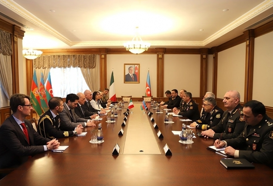 Militärische Zusammenarbeit zwischen Aserbaidschan und Italien tritt in neue Entwicklungsetappe ein