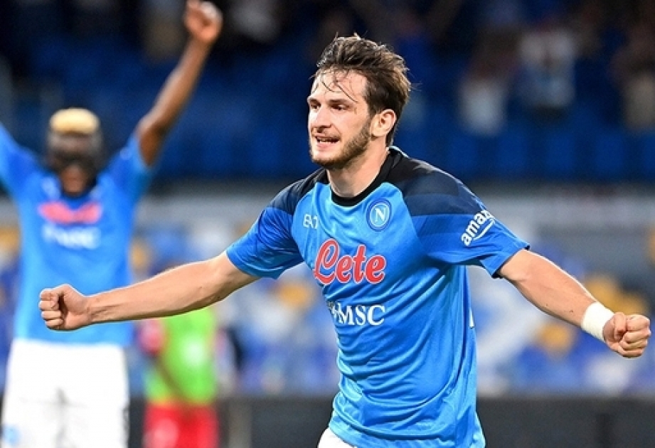 Napoli thrash Juventus to go 10 points clear in Serie A title race