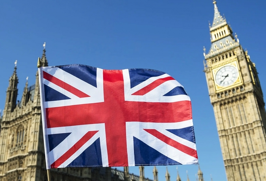 London məsləhətləşmələr üçün Tehrandakı səfirini geri çağırıb