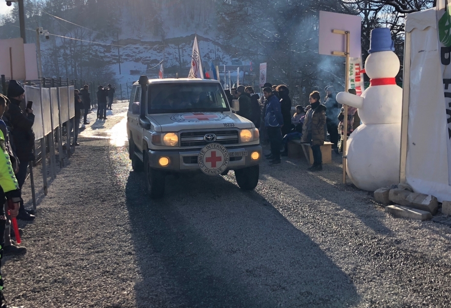 Автомобили МККК вернулись в Ханкенди