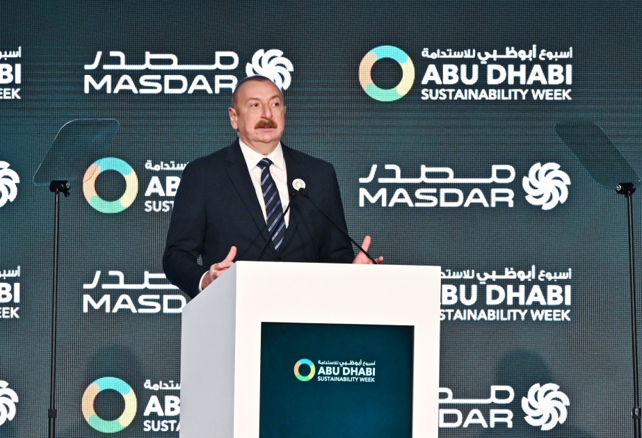 Ilham Aliyev : Aujourd'hui, l’Azerbaïdjan satisfait non seulement ses besoins en énergie, mais aussi il exporte du pétrole brut, des produits pétroliers, du gaz, des produits pétrochimiques et de l'électricité