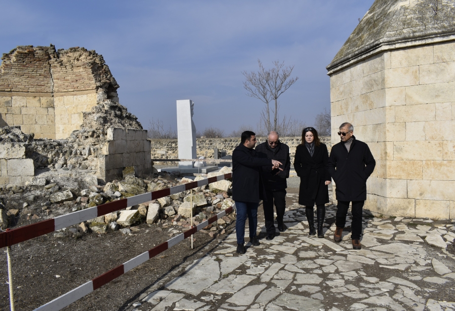 Stokholmda yaşayan azərbaycanlı jurnalist Ağdamda ermənilərin törətdiyi vəhşiliklərlə tanış olub  FOTO VİDEO