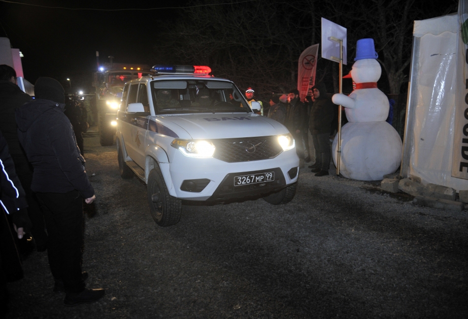 Vehicles carrying 26 Armenians passed through protest area along Lachin-Khankandi road without hindrance