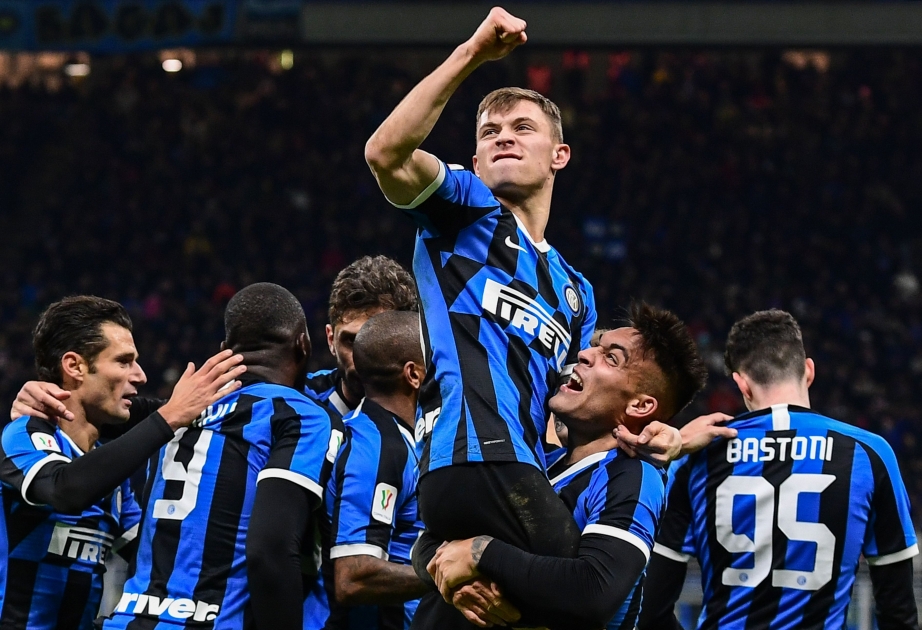 El Inter derrota por 3-0 a su rival, el AC Milan, y conquista la Supercopa de Italia