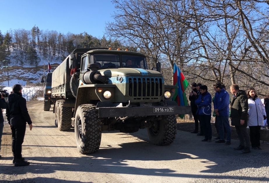 Six more vehicles belonging to Russian peacekeepers passed through protest area without hindrance