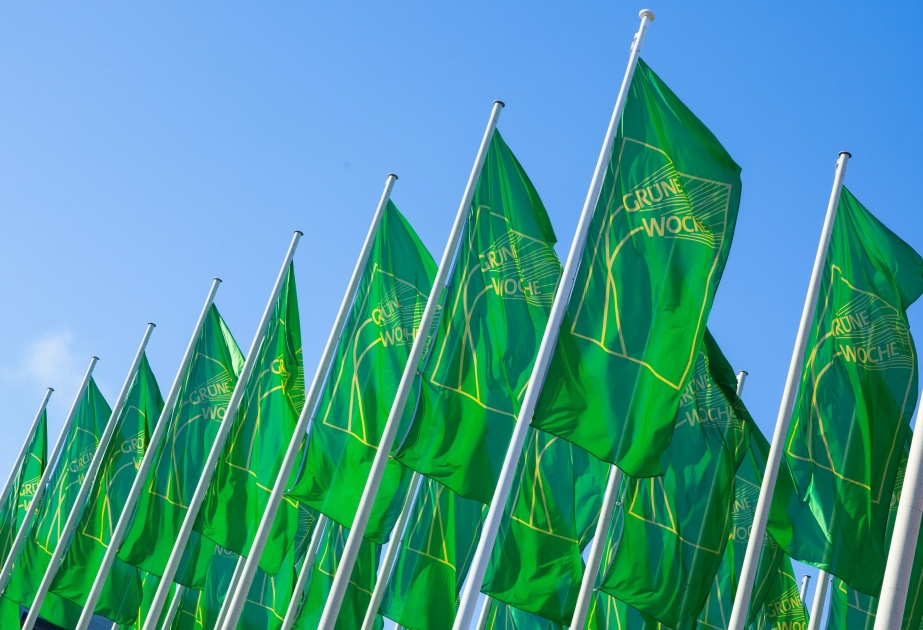 أذربيجان تشارك في معرض "الأسبوع الأخضر الدولي" بجناح خاص