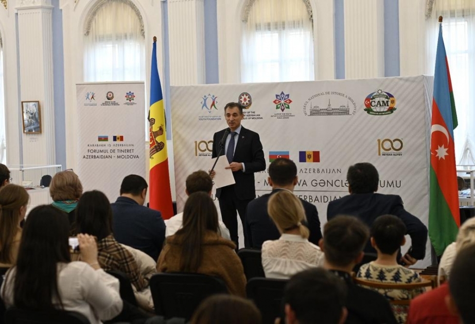 Kişineuda Ümummilli Liderin 100 illiyi ilə bağlı gənclər forumu öz işinə başlayıb