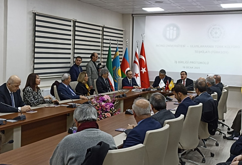 Türkiyədə Almas İldırıma həsr edilən konfrans və kitab təqdimatı olub