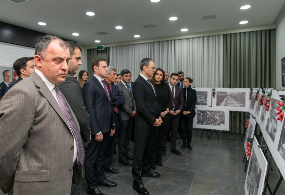 В ЗАО AzerGold организована фотовыставка в связи с годовщиной событий 20 Января