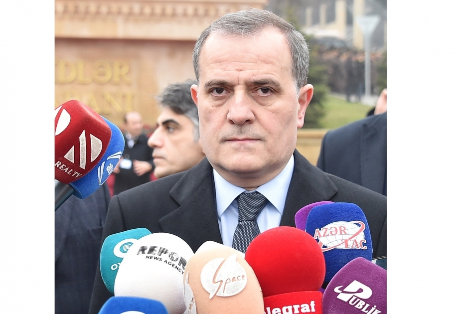 Azerbaijani FM: Transportation of ammunition along Lachin road is unacceptable