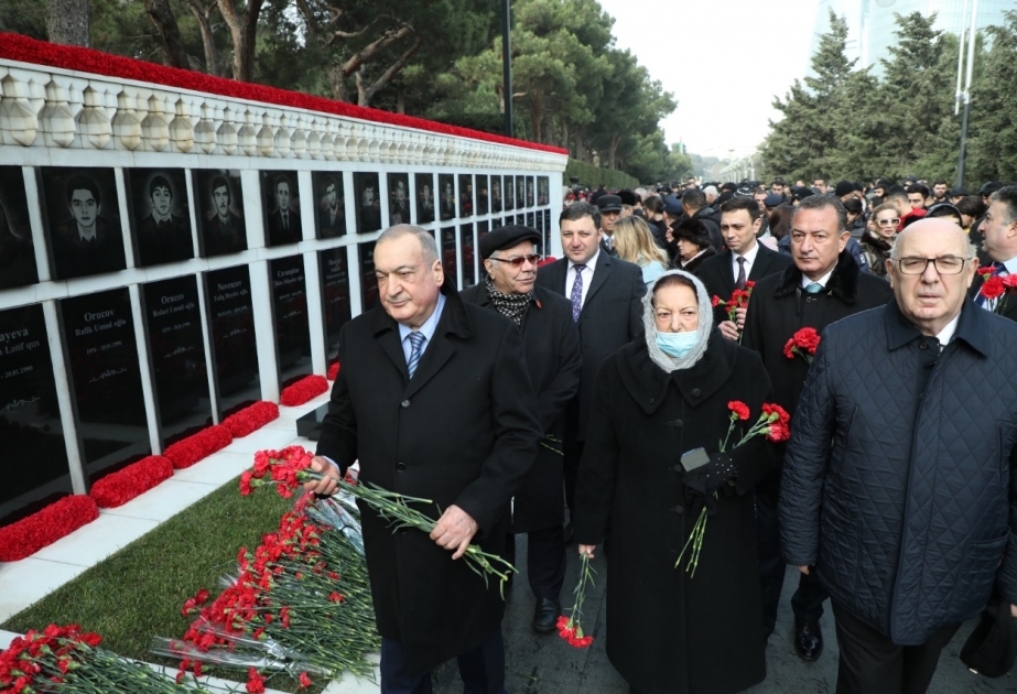 Azərbaycan Ağsaqqallar Şurasında 20 Yanvar faciəsi qurbanlarının xatirəsi anılıb