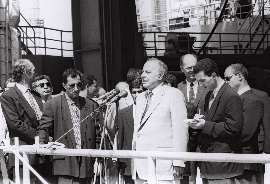 Xalqa bağışlanmış ömürdən anlar: 1996-cı ilin avqustu