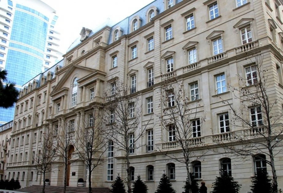 Maliyyə Nazirliyi: Ötən ilin icmal büdcəsində 7 milyard manatdan çox profisit yaranıb