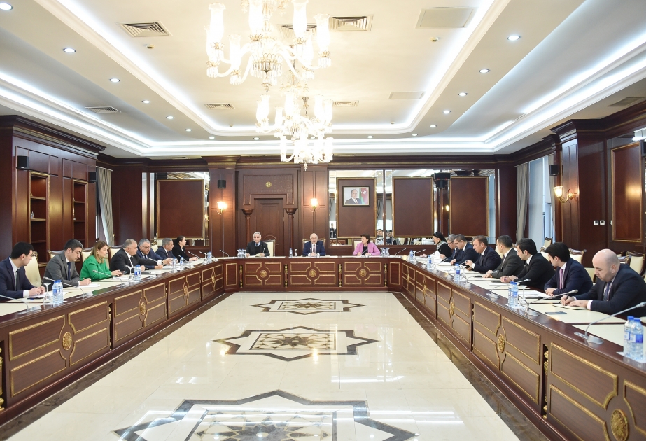 Daha doqquz məsələ parlamentin plenar iclasına tövsiyə edilib