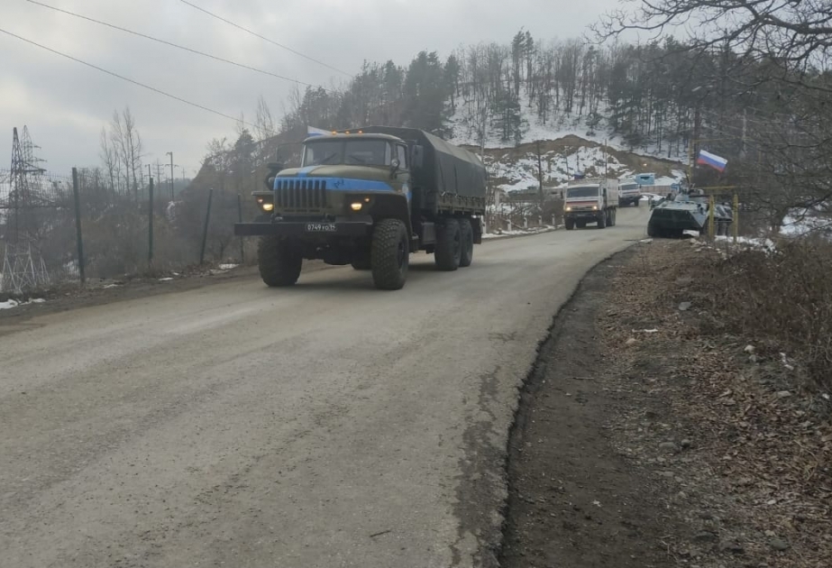 Six more vehicles of Russian peacekeepers passed through protest area without hindrance