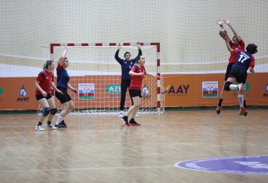 “Azəryol” ölkə çempionatında liderliyini davam etdirir