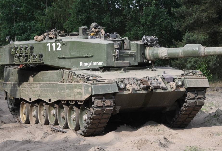 NATO və AFR Ukraynaya “Leopard 2” tanklarının verilməsi məsələsini müzakirə ediblər