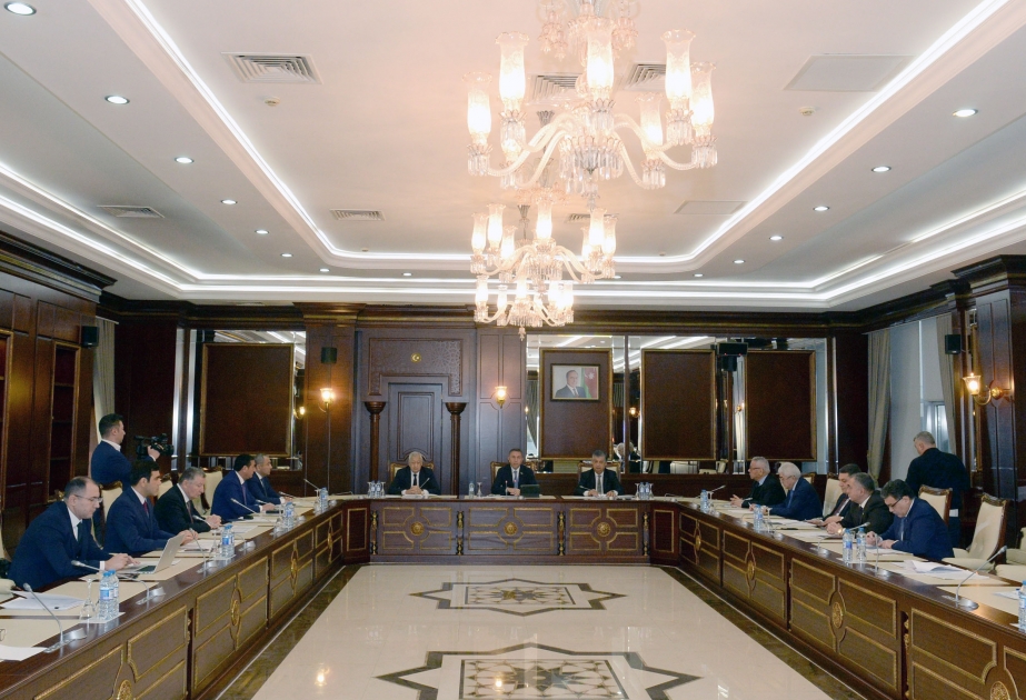 Bir sıra qanun layihəsi parlamentin plenar iclasına tövsiyə edilib
