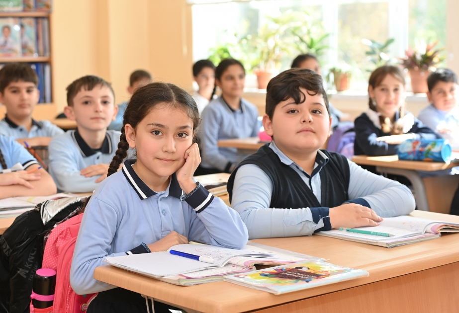 Məktəblərdə birinci yarımil üzrə böyük summativ qiymətləndirmə keçirilir