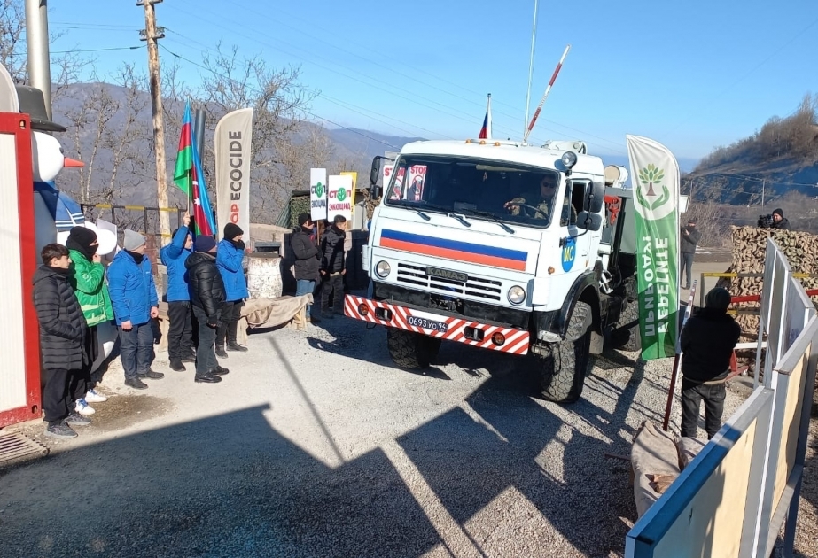 Russian peacekeepers’ vehicles passed through protest area without hindrance