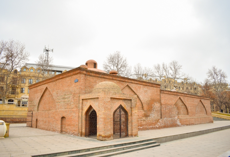 Gəncədə XVII əsrin möhtəşəm memarlıq əsəri –  “Çökək hamam”