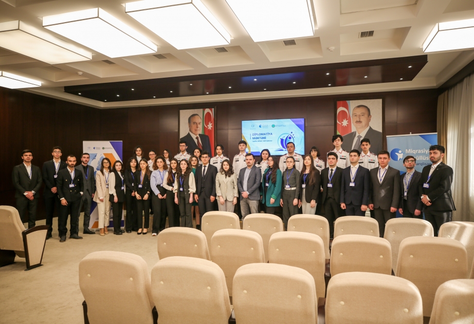 “Diplomatiya məktəbi” layihəsinə start verilib