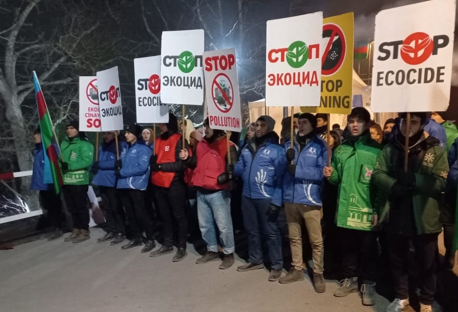 Laçın-Xankəndi yolu: Aksiya iştirakçıları gecə saatlarında da fəaldırlar