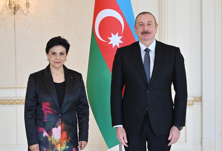 Prezident İlham Əliyev Meksikanın Azərbaycanda yeni təyin olunan səfirinin etimadnaməsini qəbul edib YENİLƏNİB VİDEO