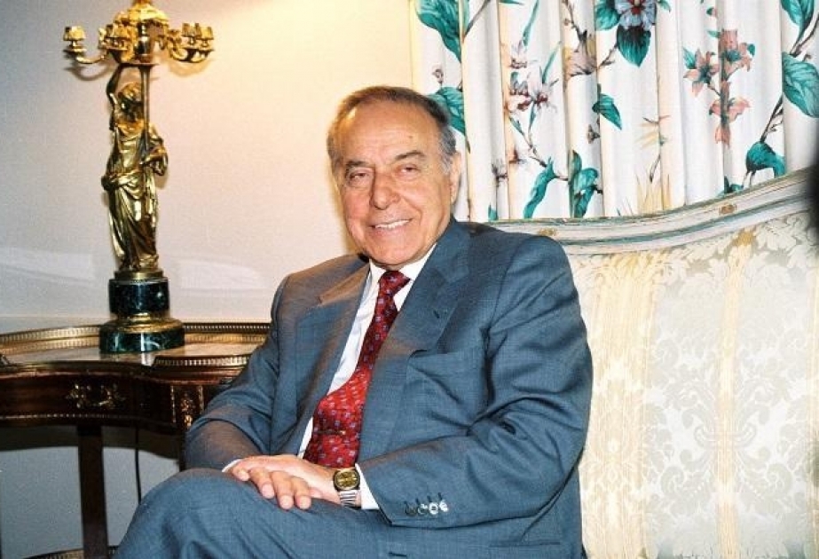 Vilayət Quliyev: Heydər Əliyevin yenilməzlik ruhu Azərbaycan Ordusunu Vətənin keşiyində ayıq-sayıq dayanmağa sövq edən əsas amildir
