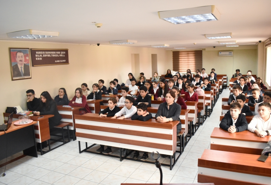 “Gənc İstedadlar” liseyinin şagirdləri hava proqnozlarının hazırlanması ilə tanış olublar