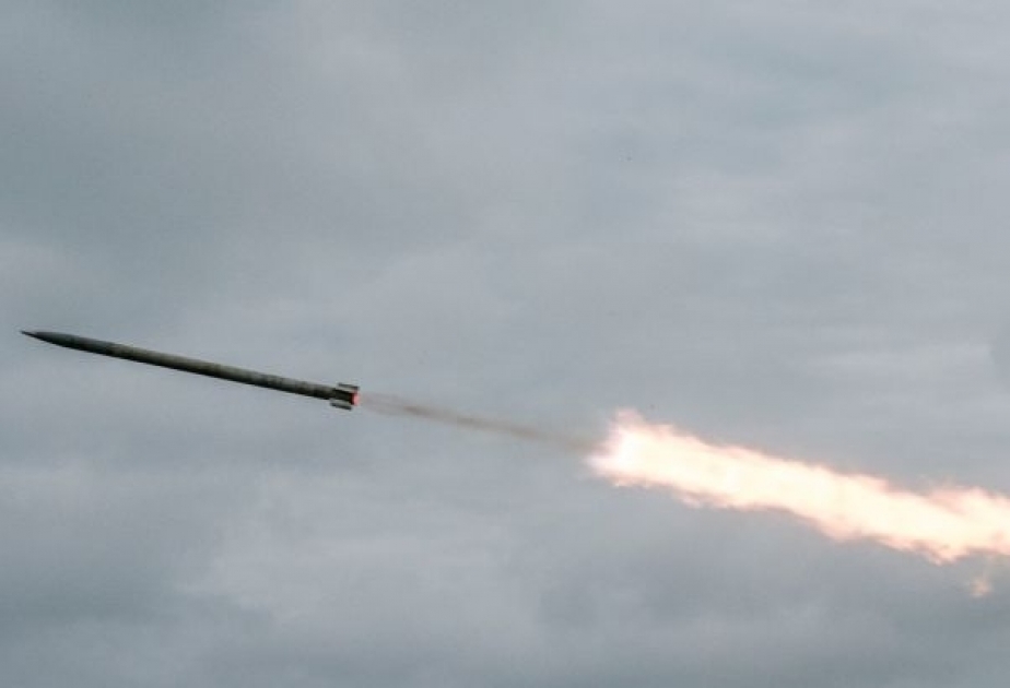 约20枚俄罗斯导弹在基辅上空被击落

