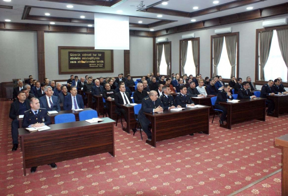 Naxçıvan Baş Gömrük İdarəsi fəaliyyətini xarici ticarət iştirakçıları ilə açıq dialoq formasında qurur